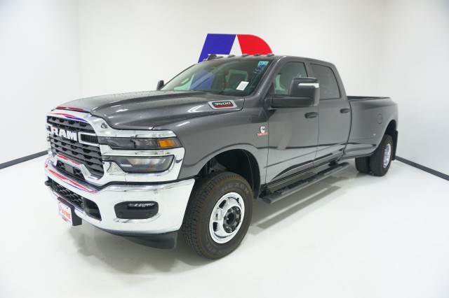 New 2027 Ram 3500 TRADESMAN CREW CAB 4X4 8' BOX Pickup