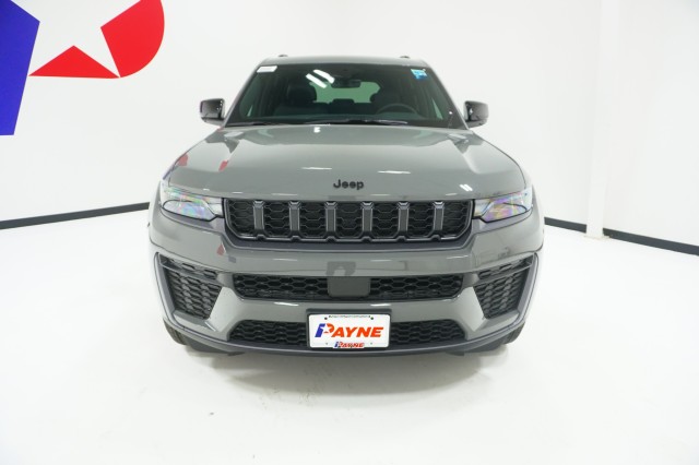 New 2027 Jeep Grand Cherokee LAREDO ALTITUDE 4X2 Sport Utility