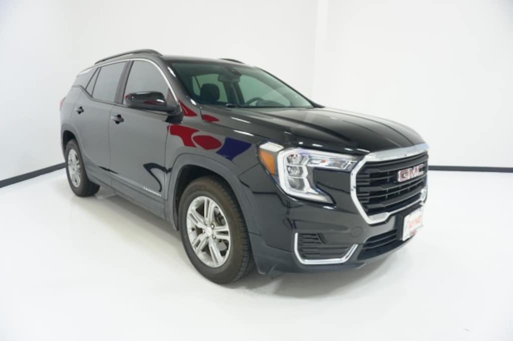 Used 2023 GMC Terrain SLE SUV