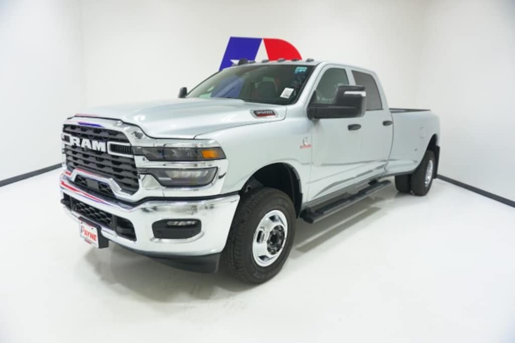 New 2027 Ram 3500 TRADESMAN CREW CAB 4X4 8' BOX Pickup