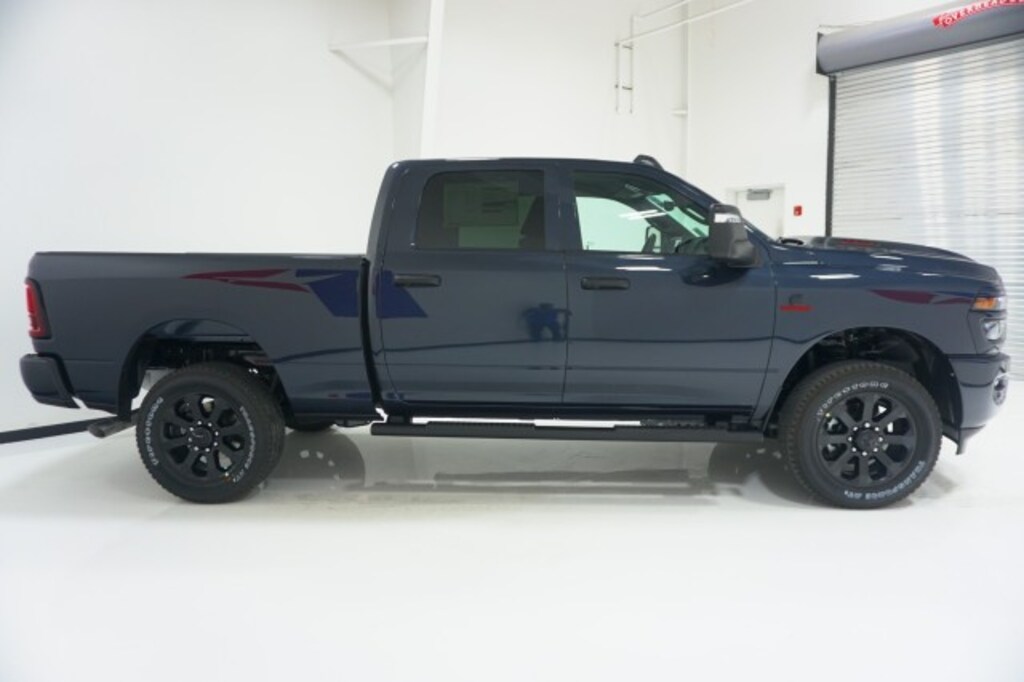 New 2027 Ram 2500 BLACK EXPRESS CREW CAB 4X4 6'4 BOX Pickup