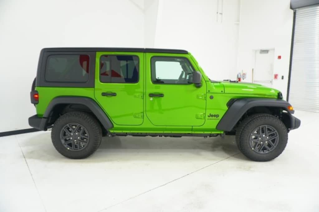 New 2026 Jeep Wrangler 4-DOOR SPORT S Sport Utility