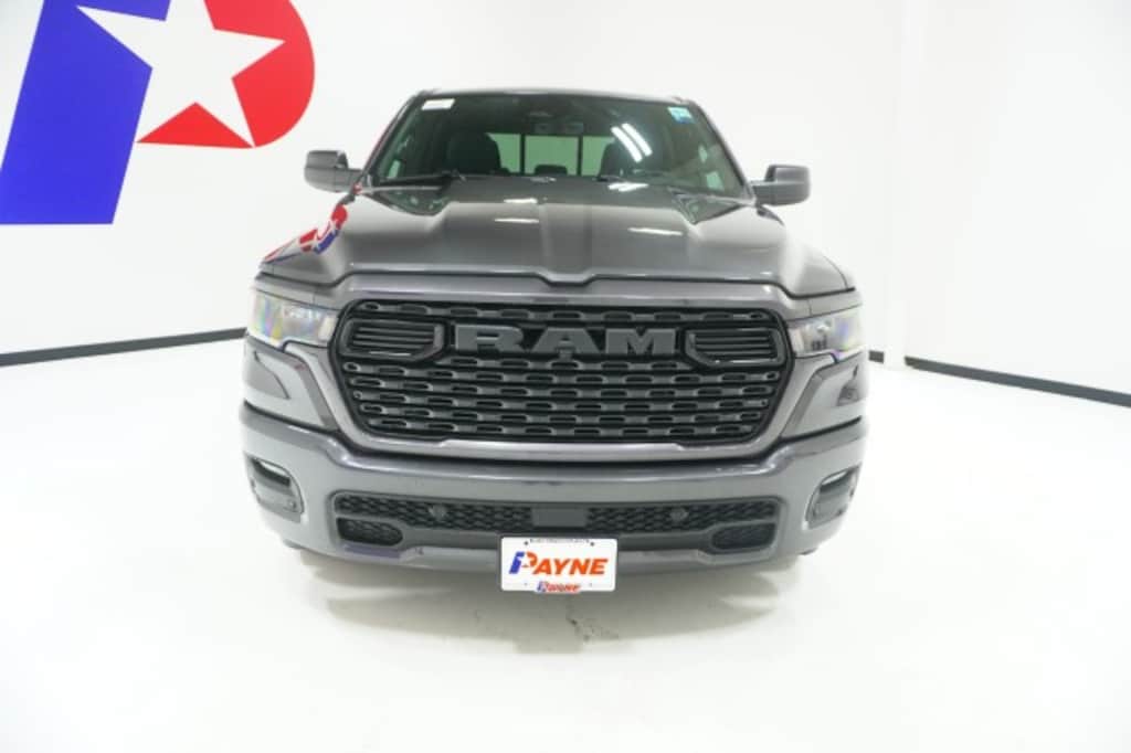 New 2027 Ram 1500 EXPRESS CREW CAB 4X2 5'7 BOX Pickup