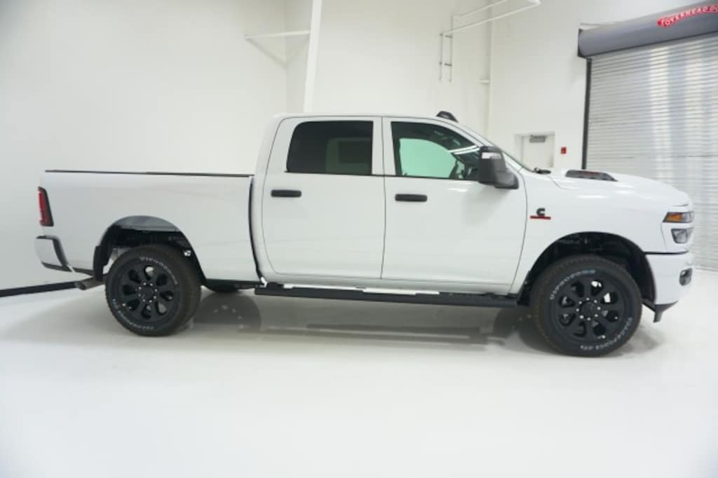 New 2027 Ram 2500 BLACK EXPRESS CREW CAB 4X4 6'4 BOX Pickup