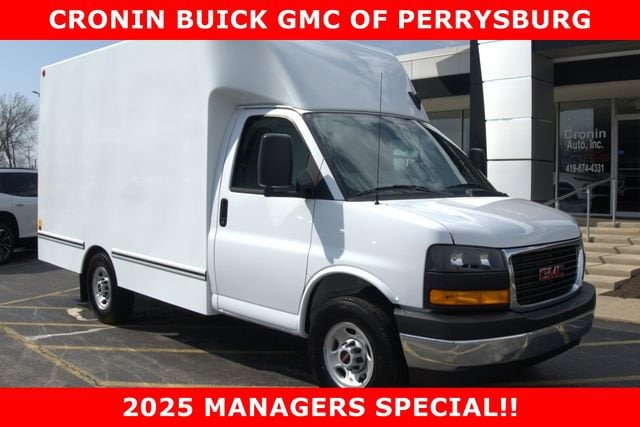 2025 GMC Savana Cutaway Work Van