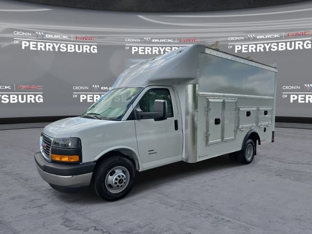 2026 GMC Savana Cutaway Work Van