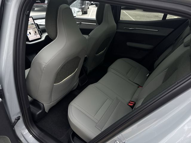 2026 Volvo EX30 Ultra - Photo 21