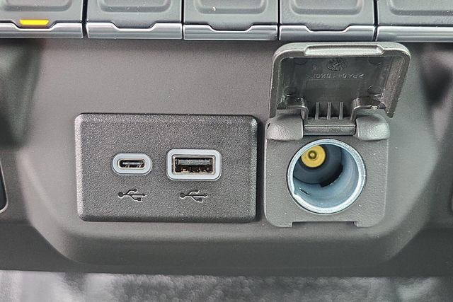 2025 GMC Sierra 1500 Pro - Photo 29