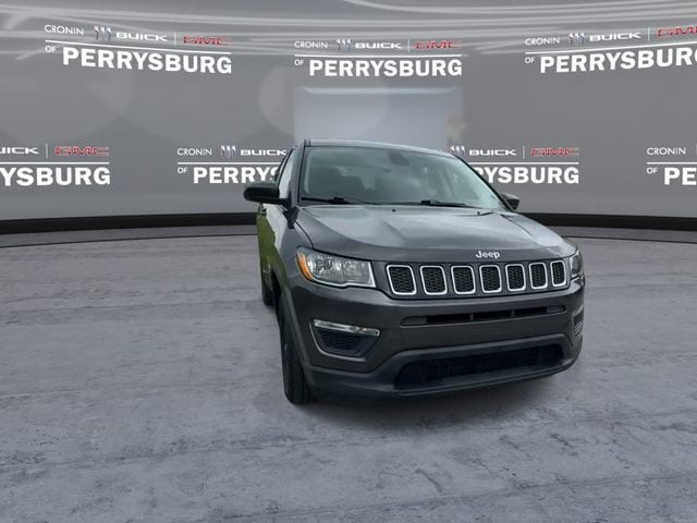 Used 2019 Jeep Compass Sport with VIN 3C4NJCAB9KT614782 for sale in Perrysburg, OH