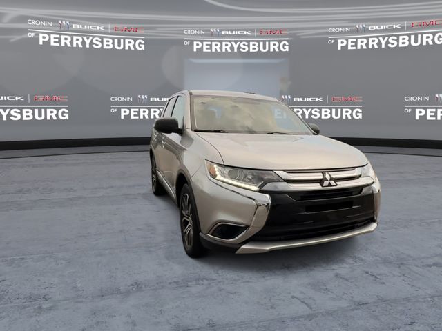 Used 2018 Mitsubishi Outlander ES SUV