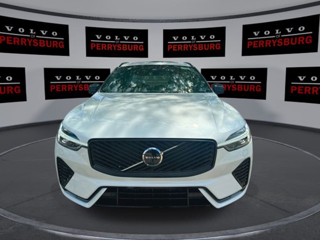 New 2026 Volvo XC60 B5 Plus SUV