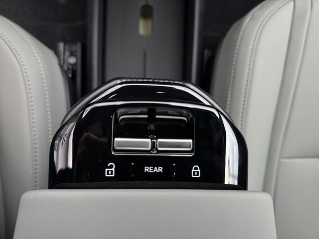2026 Volvo EX30 Ultra - Photo 23
