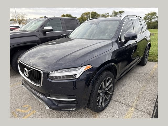 2019 Volvo XC90 Momentum