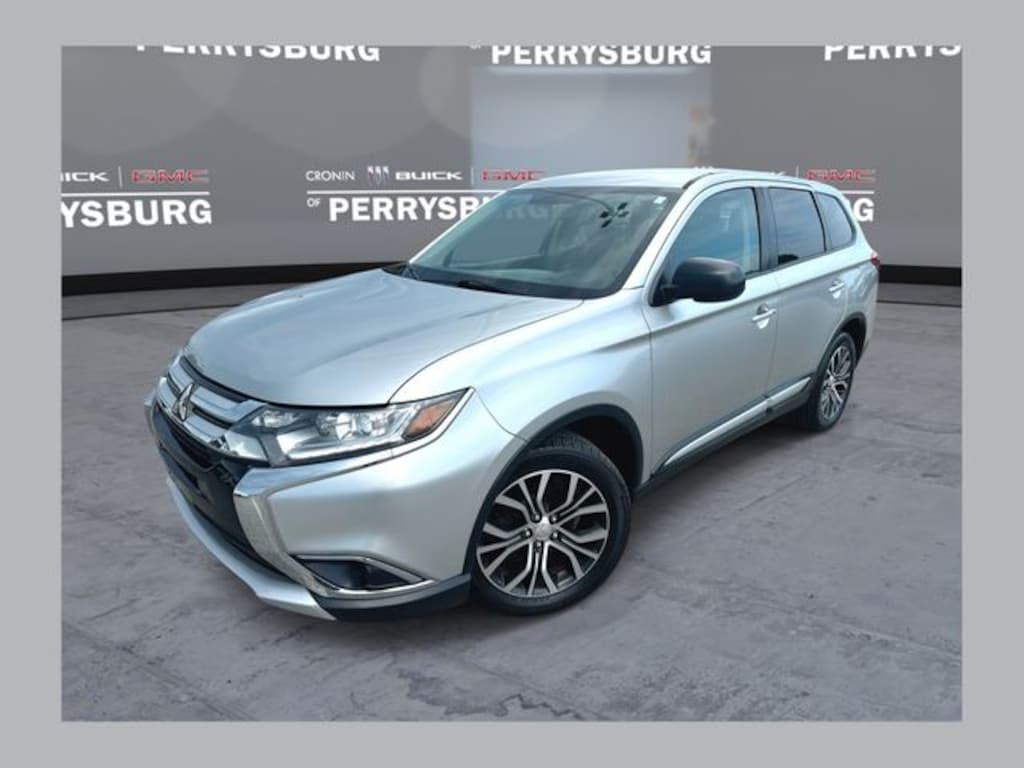 Used 2018 Mitsubishi Outlander ES SUV