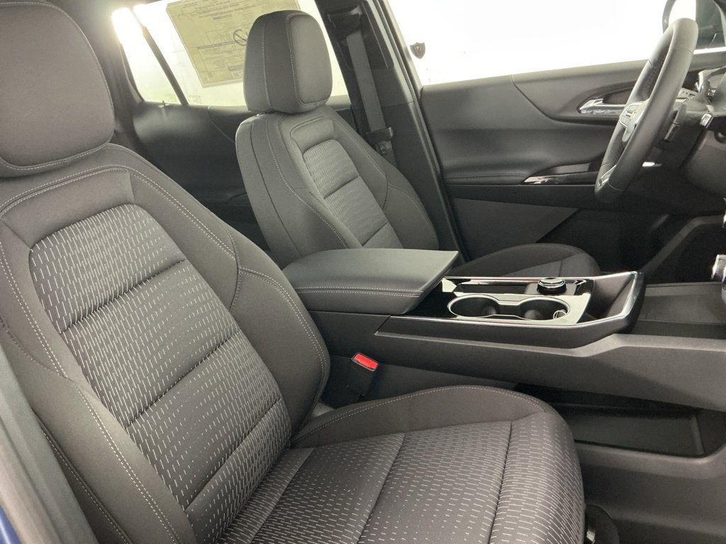 2026 Chevrolet Equinox LT - Photo 11