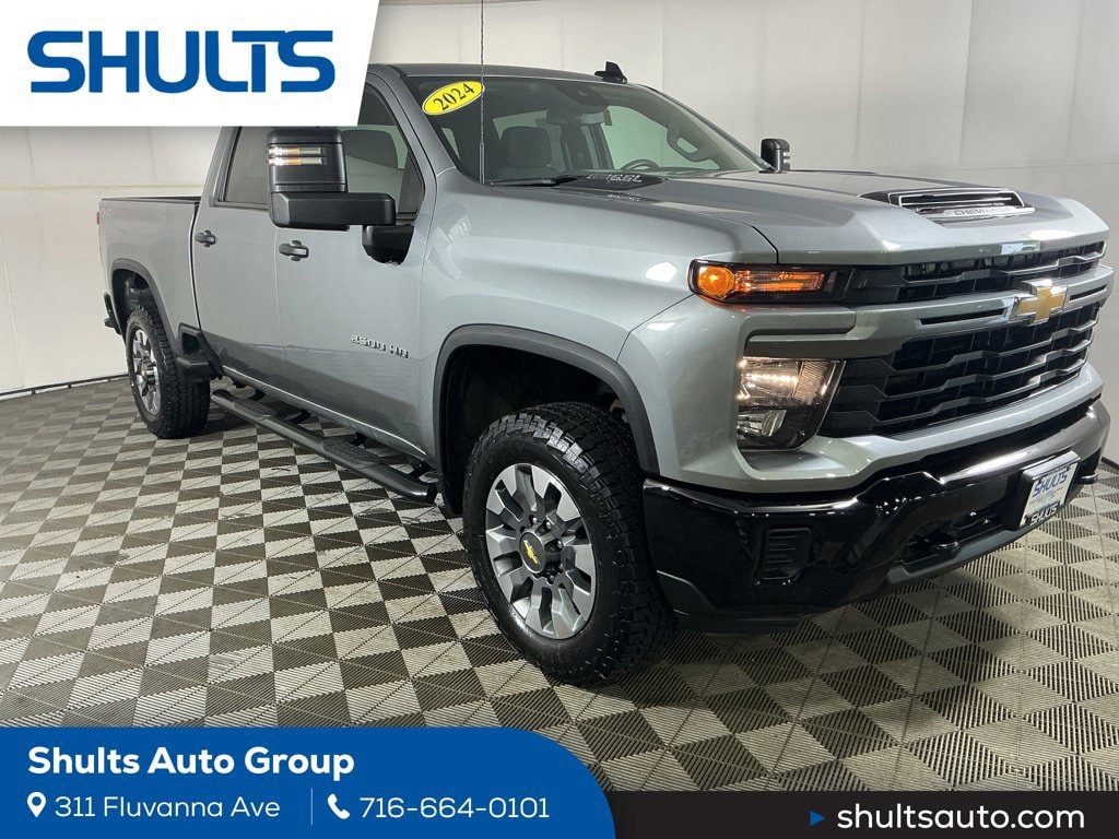 Used 2024 Chevrolet Silverado 2500 HD Custom Truck