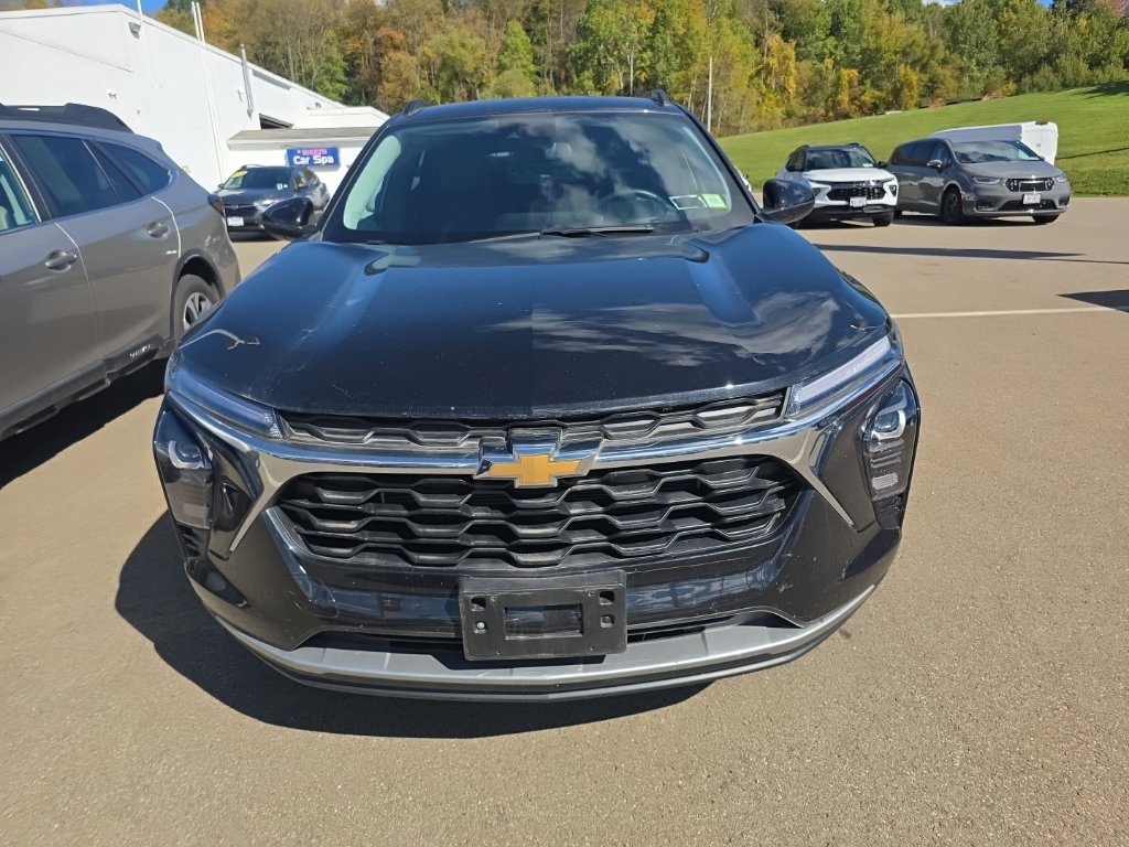 Used 2024 Chevrolet Trax LT SUV