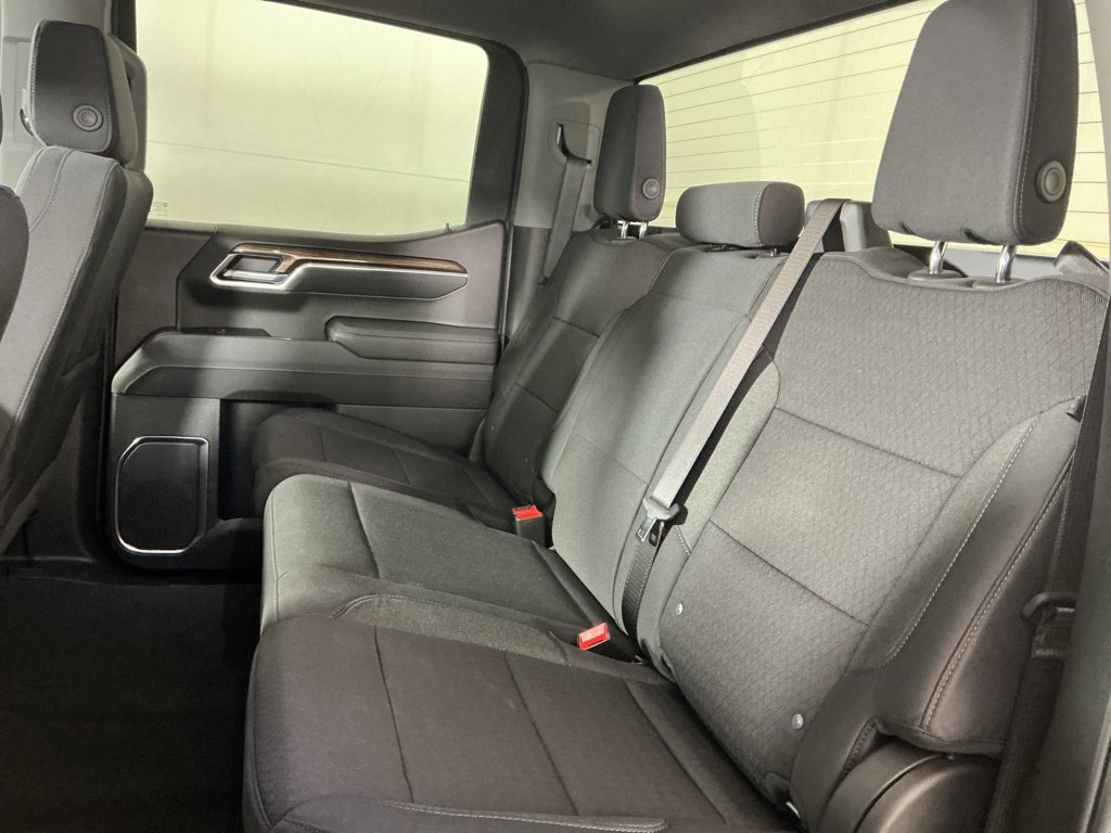 2026 Chevrolet Silverado 1500 LT - Photo 6