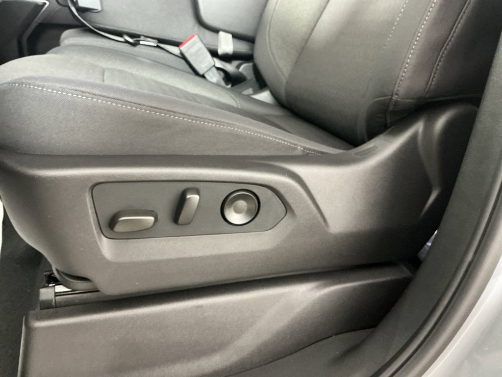2026 Chevrolet Silverado 1500 LT - Photo 5
