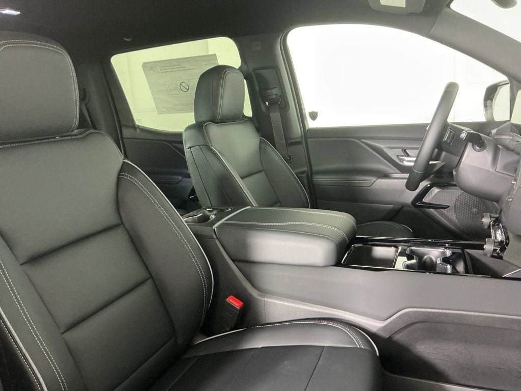 2026 Chevrolet Silverado EV LT - Photo 10
