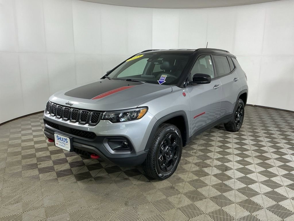 Used 2023 Jeep Compass Trailhawk
