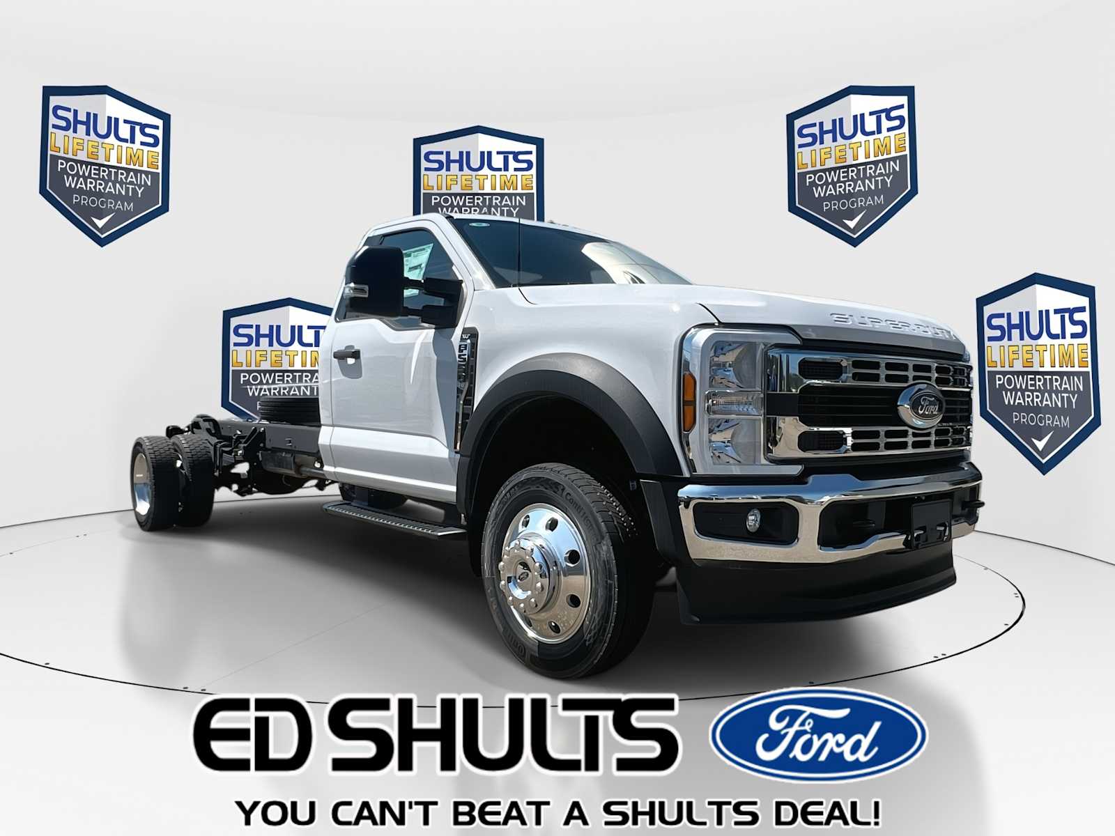 2024 Ford F-550 Super Duty Chassis Cab XLT