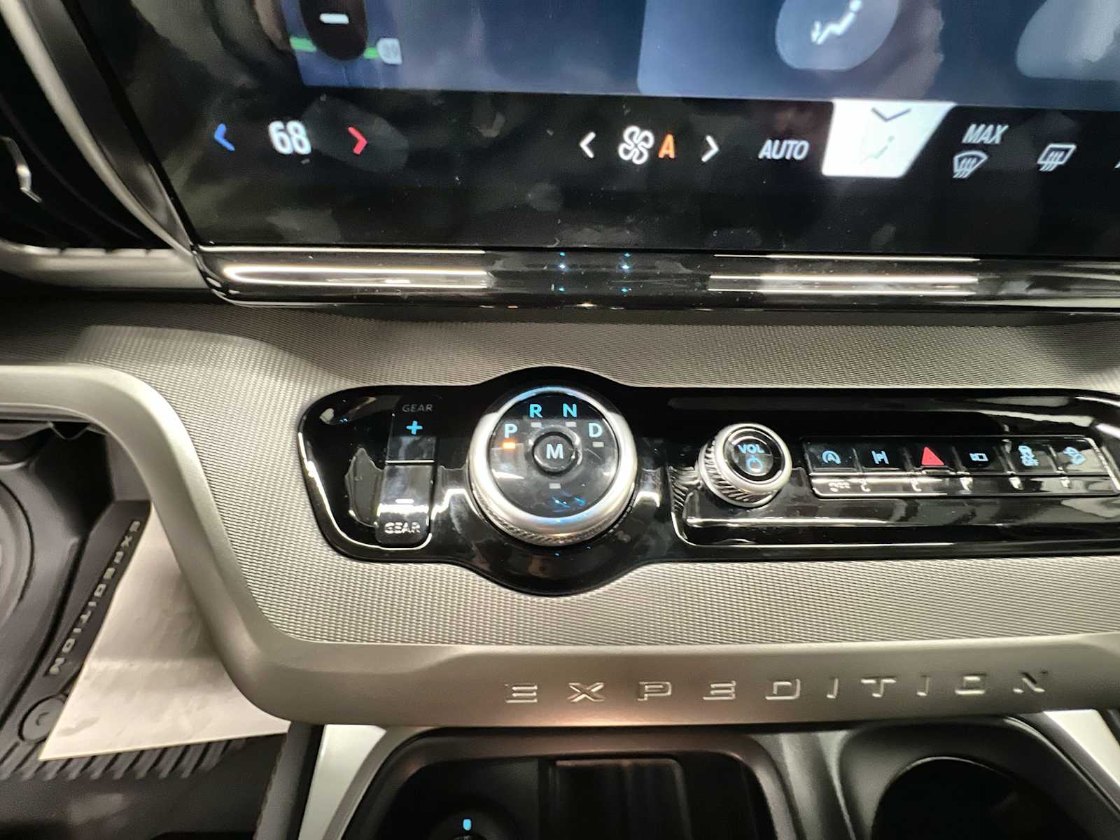 2025 Ford Expedition MAX Active - Photo 21