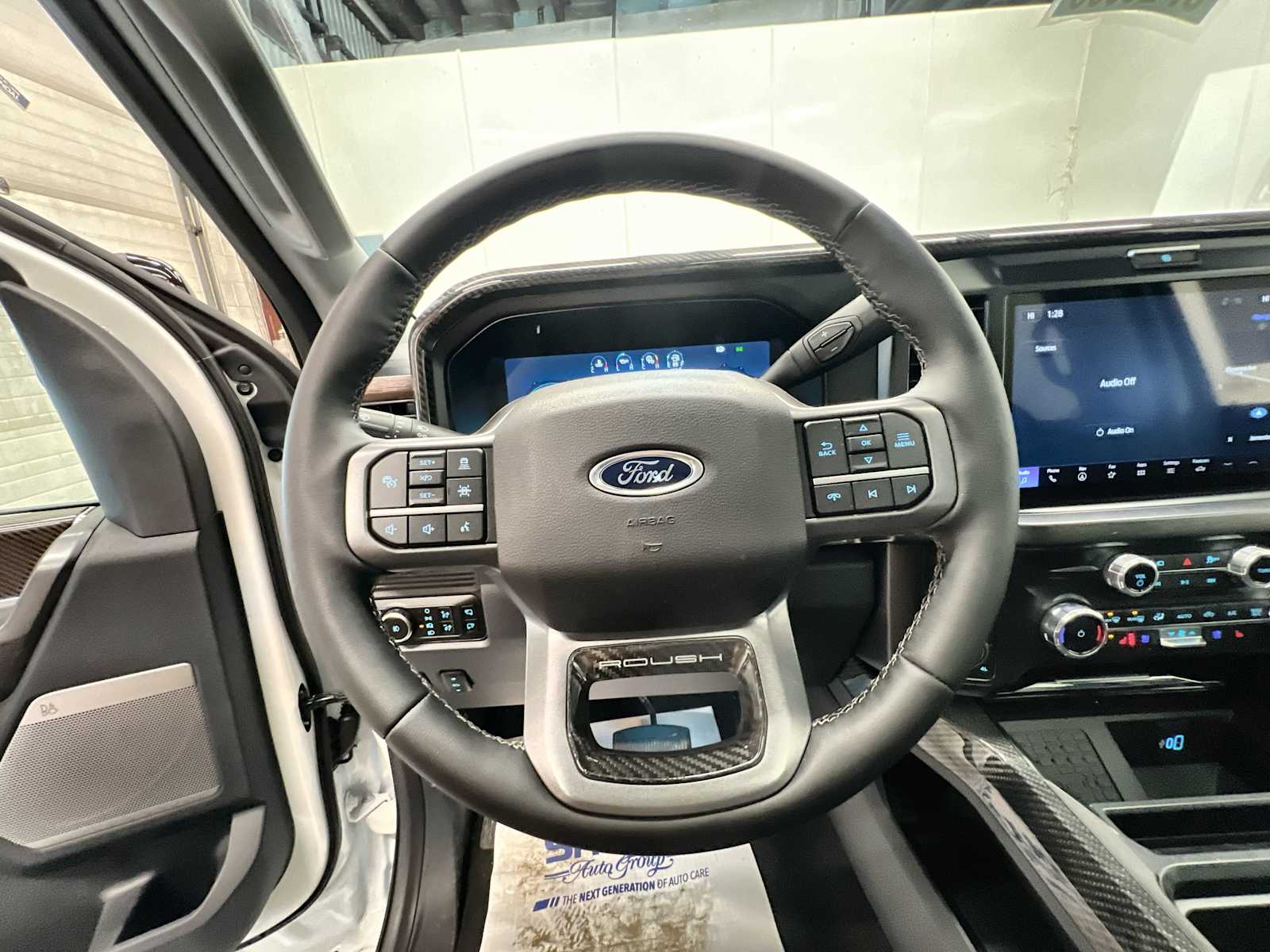 2026 Ford F-250 Super Duty Lariat - Photo 11