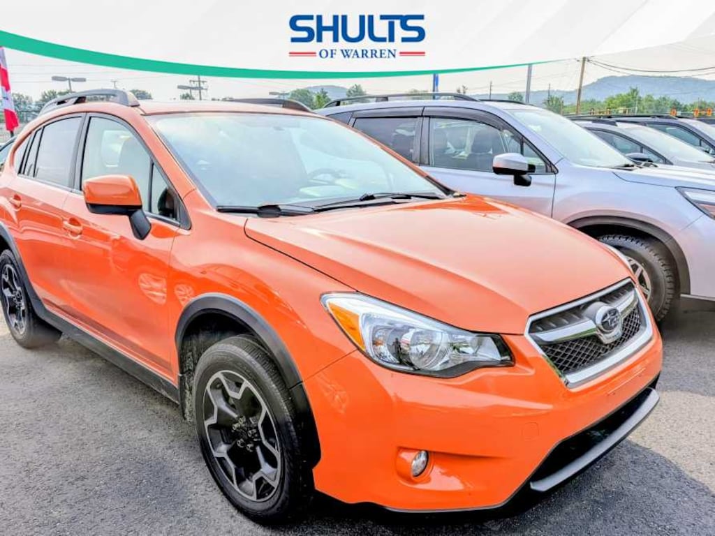 Used 2013 Subaru XV Crosstrek 2.0i Limited w/Moonroof/Nav SUV