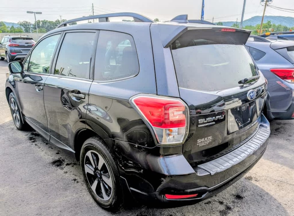 Used 2017 Subaru Forester 2.5i Premium SUV