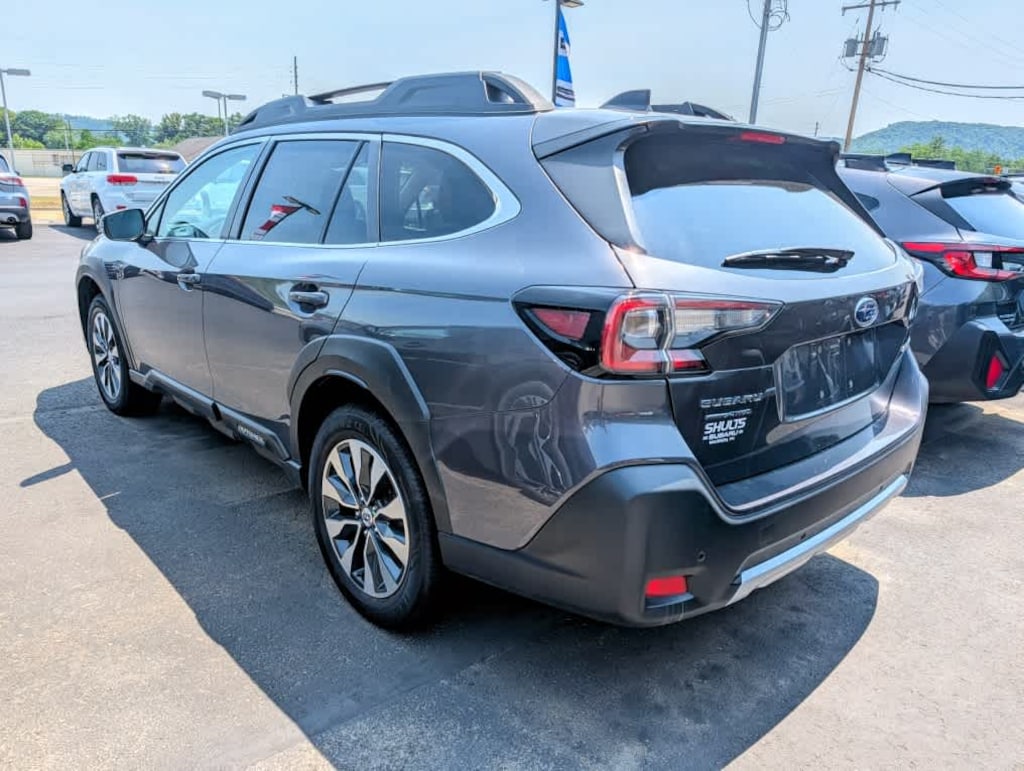 Used 2023 Subaru Outback Limited SUV