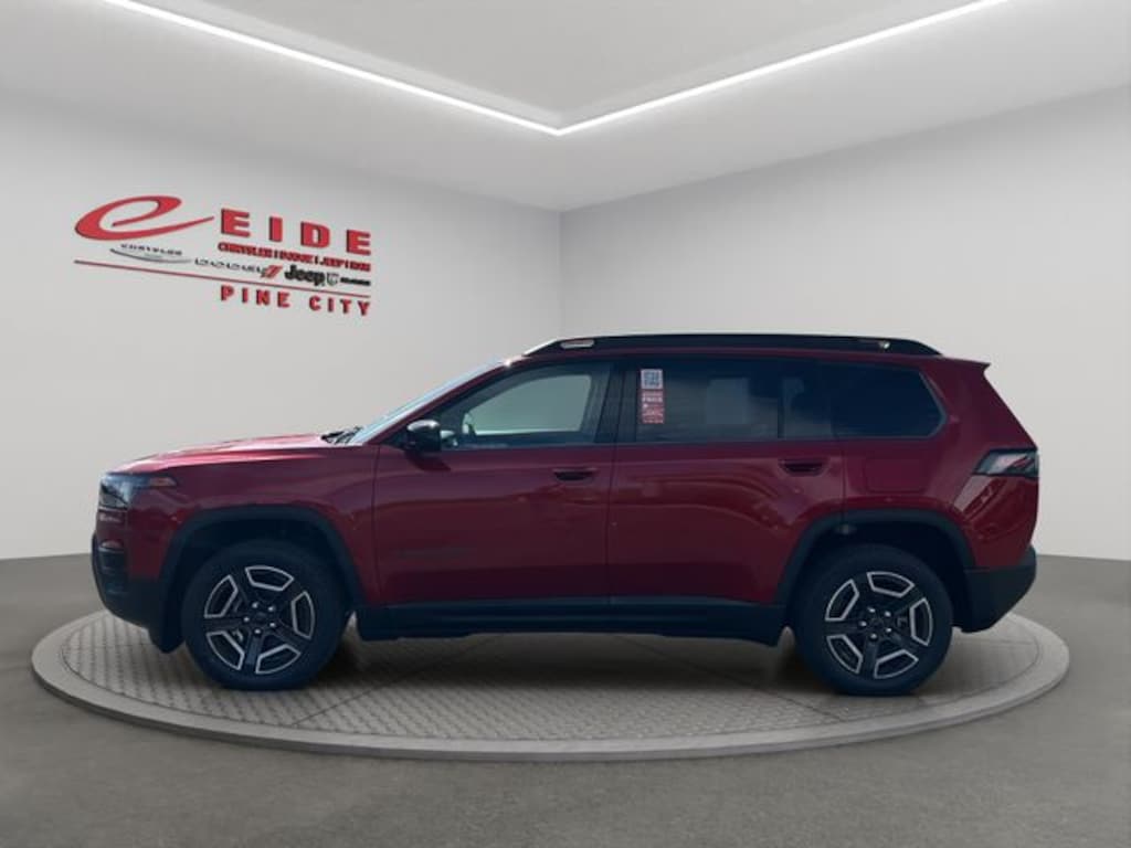 New 2026 Jeep Cherokee Laredo Sport Utility