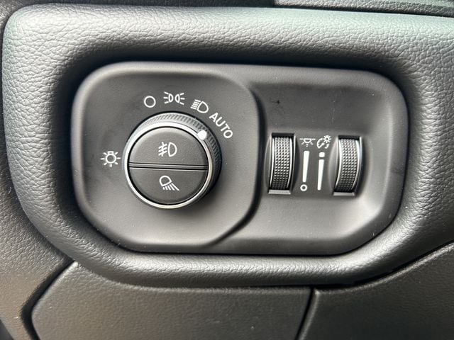 2026 RAM 3500 Laramie - Photo 27