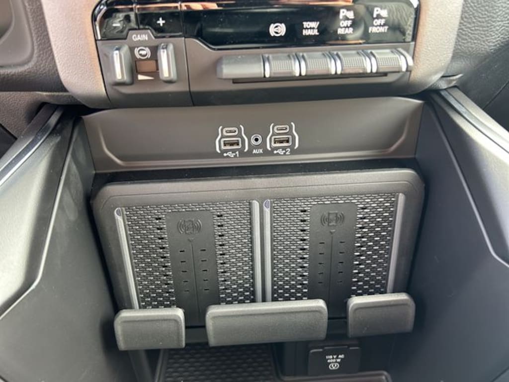 New 2027 Ram 2500 Big Horn Night Edition Pickup