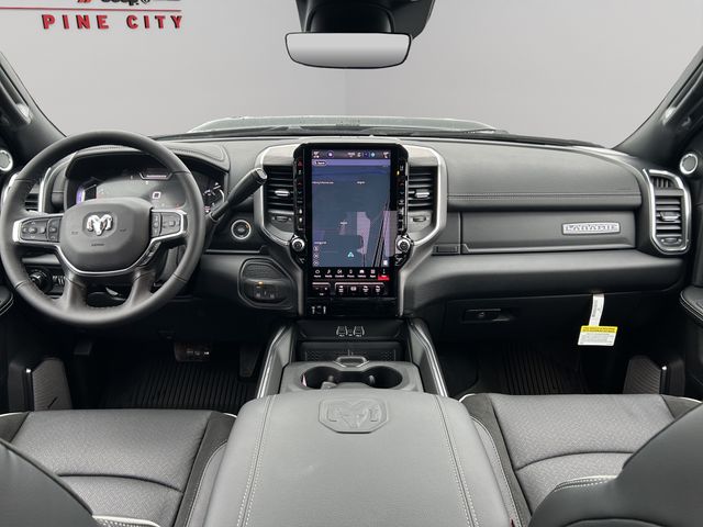 2026 RAM 3500 Laramie - Photo 14