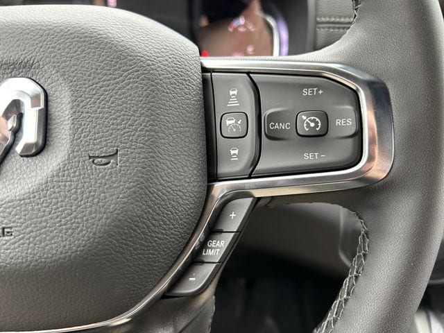 2026 RAM 3500 Laramie - Photo 29