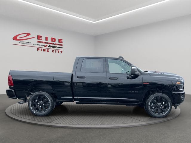 2026 RAM 3500 Laramie - Photo 6