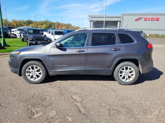 Used 2015 Jeep Cherokee Latitude SUV