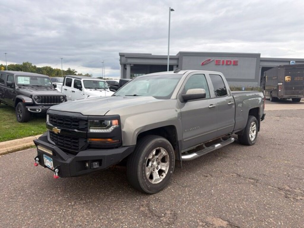 Used 2017 Chevrolet Silverado 1500 LT Truck Double Cab