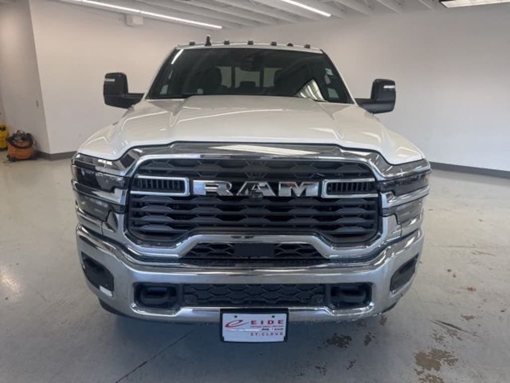 New 2026 Ram 2500 TRADESMAN CREW CAB 4X4 6'4 BOX Pickup