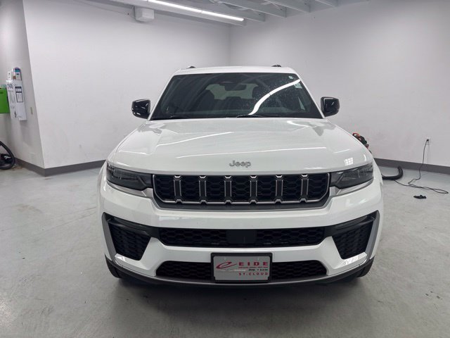 New 2027 Jeep Grand Cherokee LIMITED 4X4 Sport Utility