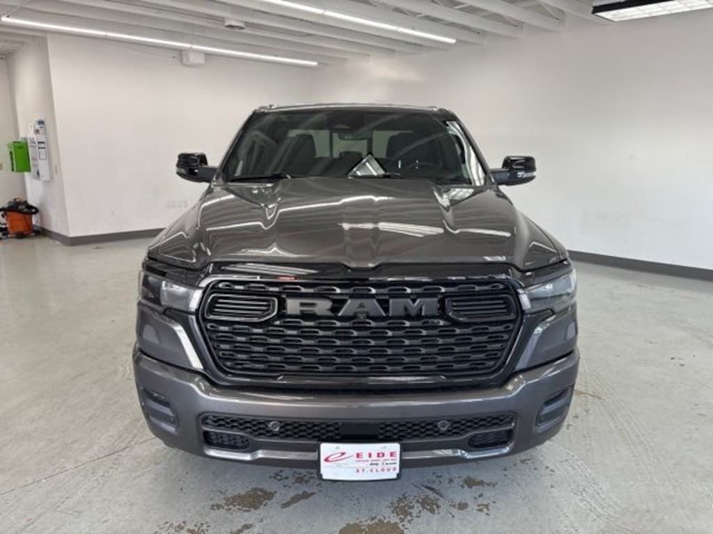 New 2027 Ram 1500 BIG HORN CREW CAB 4X4 5'7 BOX Pickup