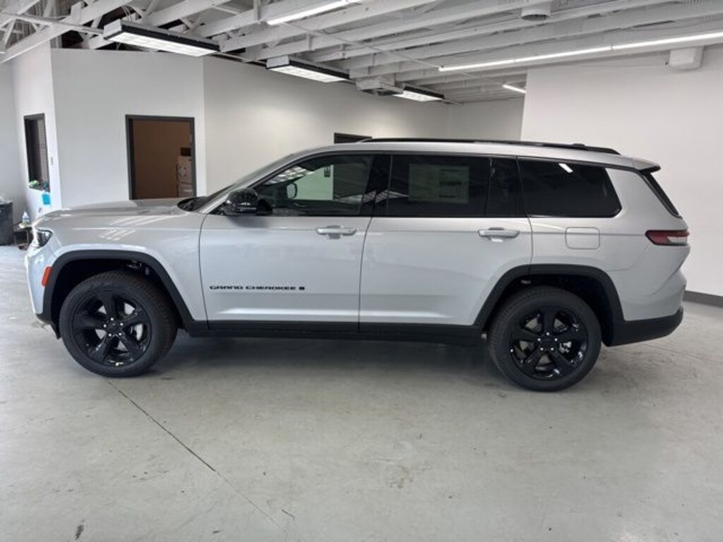 New 2026 Jeep Grand Cherokee L LIMITED 4X4 Sport Utility