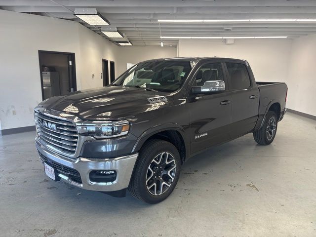 New 2026 Ram 1500 LARAMIE CREW CAB 4X4 5'7 BOX Pickup