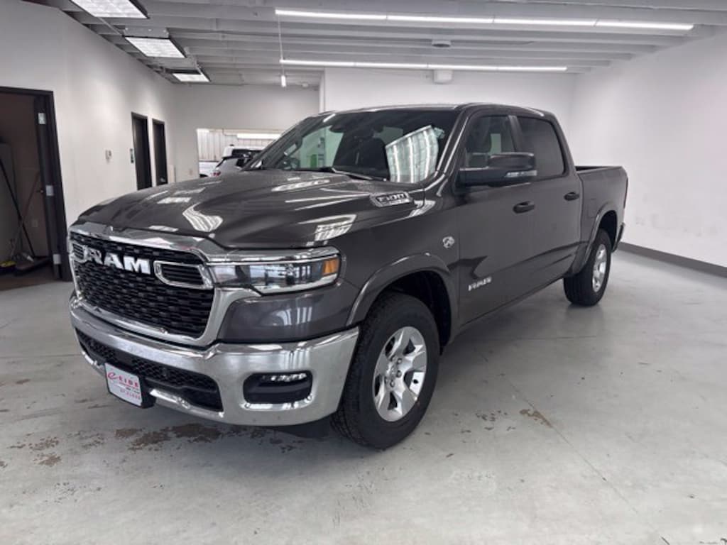 New 2027 Ram 1500 BIG HORN CREW CAB 4X4 5'7 BOX Pickup