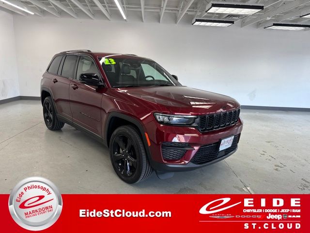 Used 2023 Jeep Grand Cherokee Altitude X SUV