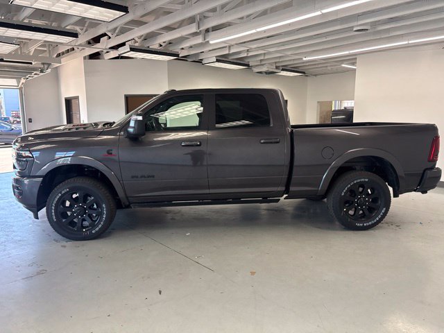 New 2027 Ram 3500 LARAMIE CREW CAB 4X4 6'4 BOX Pickup