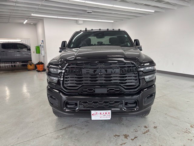 New 2027 Ram 2500 BIG HORN CREW CAB 4X4 6'4 BOX Pickup