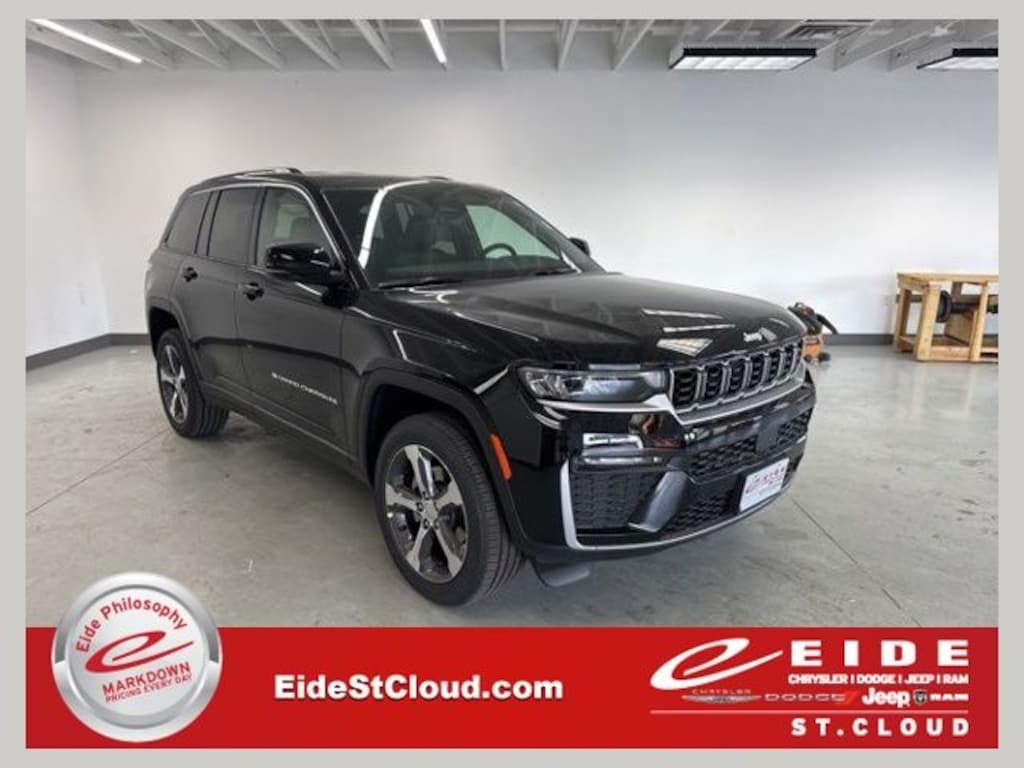 New 2026 Jeep Grand Cherokee LIMITED 4X4 Sport Utility
