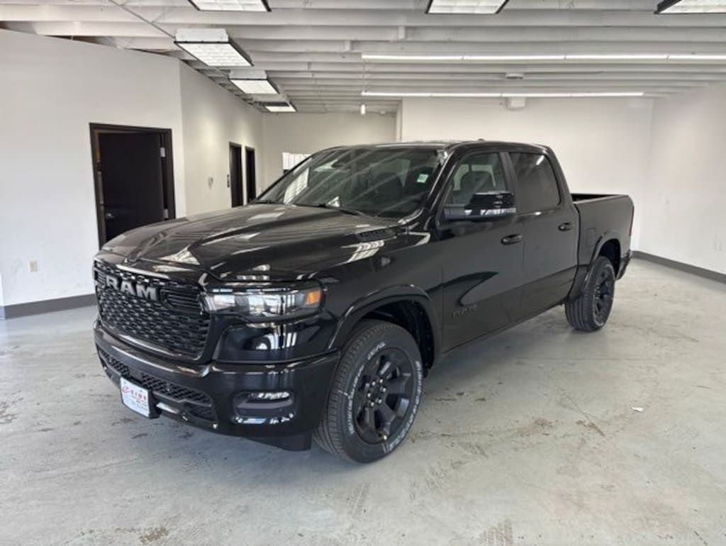 New 2026 Ram 1500 BIG HORN CREW CAB 4X4 5'7 BOX Pickup